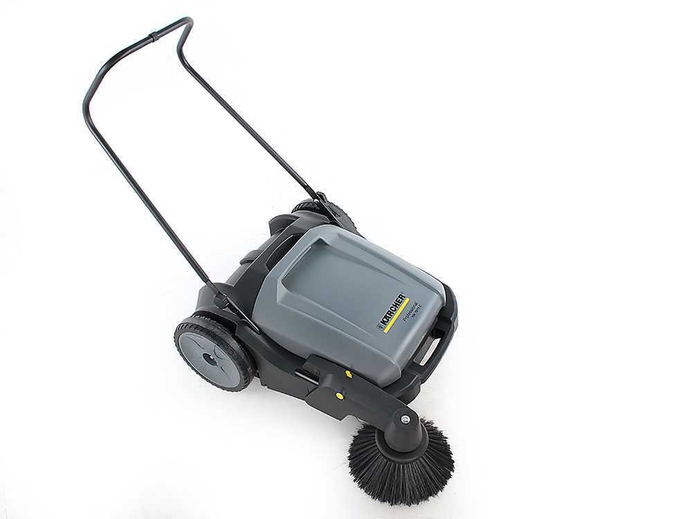 Kärcher Pro KM 400 - Handkehrmaschine zum Schieben - mit Fangkorb